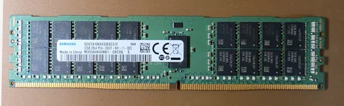 Samsung 32GB DDR4-2400 RDIMM memory module, part M393A4K40BB1 — the type of used memory Ocitech buys